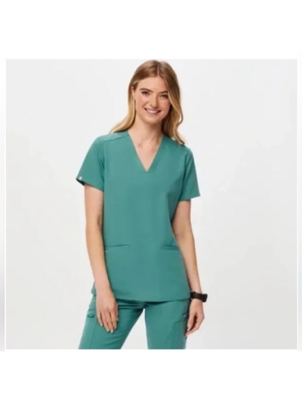 FIGS Casma Three Pocket Scrub Top Green V-Neck FW1100 Size Small